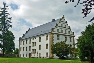 krajskelisty.cz/ustecky-kraj/34539-sluknov-jako-zahozena-sance-komentar-stepana-chaba.htm